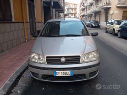 Grigio Usata 2005 Fiat Punto Due volumi | 1500 € (Buon prezzo)