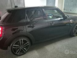 Nero Usata 2016 Mini Cooper D Due volumi | 11.900 €