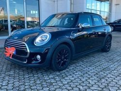 Nero Usata 2017 Mini Cooper D Hype Due volumi | 13.500 € (Ottimo prezzo)