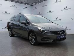 Grigio Usata 2020 Opel Astra Business Tre volumi | 11.900 € (Ottimo prezzo)