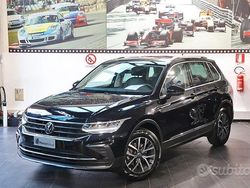 Nero Usata 2022 VW Tiguan Life SUV | 22.750 € (Super prezzo)