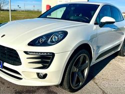 Bianco Usata 2018 Porsche Macan SUV | 34.300 € (Buon prezzo)