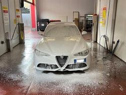 Bianco Usata 2016 Alfa Romeo Giulia Tre volumi | 20.900 € (Cara)