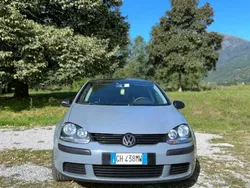 Usata 2006 VW Golf V Coupé | 2400 € (Buon prezzo)