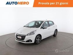 Bianco Usata 2015 Peugeot 208 Allure Due volumi | 8699 € (Buon prezzo)