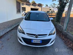 Bianco Usata 2014 Opel Astra Station wagon | 3800 € (Buon prezzo)