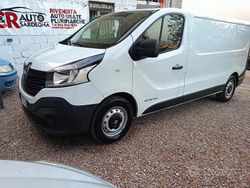 Bianco Usata 2018 Renault Trafic Furgone | 9500 €