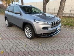 Grigio Usata 2015 Jeep Cherokee Limited SUV | 11.500 € (Ottimo prezzo)