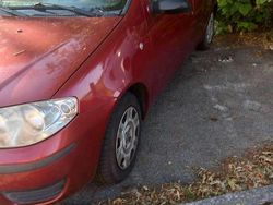 Usata 2010 Fiat Punto Classica Due volumi | 700 € (Super prezzo)