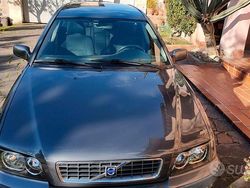 Grigio Usata 2003 Volvo V40 Station wagon | 4000 €