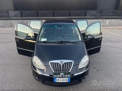 Nero Usata 2010 Lancia Musa S Monovolume | 2700 € (Buon prezzo)