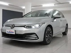 Grigio Usata 2020 VW Golf VIII Style Tre volumi | 19.900 € (Cara)
