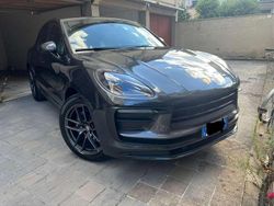 Usata 2022 Porsche Macan SUV | 69.900 € (Molto cara)