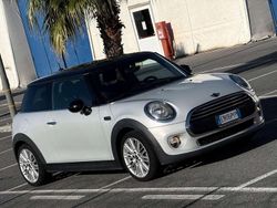 Grigio Usata 2015 Mini Cooper D Due volumi | 5900 € (Buon prezzo)