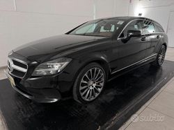 Nero metallizzato Usata 2015 Mercedes CLS350 Shooting Brake Premium Station wagon | 19.470 €