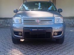 Grigio Usata 2011 Fiat Panda 4x4 Climbing Due volumi | 5990 €