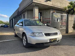 Argento Usata 2000 Audi A3 Attraction Tre volumi | 1500 €