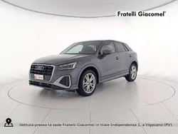 Grigio daytona perlato Usata 2024 Audi Q2 S-Line SUV | 32.900 € (Buon prezzo)