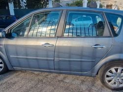 Grigio Usata 2007 Renault Scénic II Monovolume | 1200 € (Ottimo prezzo)