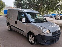 Grigio Usata 2011 Fiat Doblò Monovolume | 5999 €