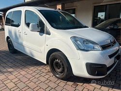Bianco Usata 2016 Citroën Berlingo Feel Monovolume | 7500 € (Buon prezzo)