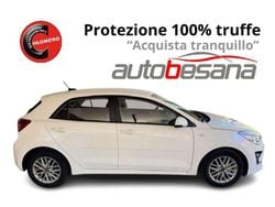 Bianco Usata 2021 Kia Rio Style Tre volumi | 11.297 € (Ottimo prezzo)