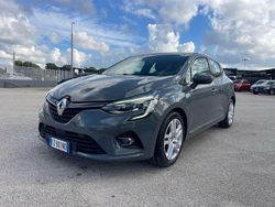 Mantum Usata 2020 Renault Clio V Intens Tre volumi | 11.900 € (Buon prezzo)