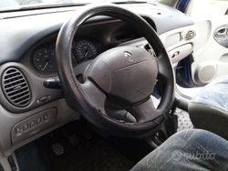 Usata 2000 Renault Scénic Monovolume | 1599 € (Molto cara)