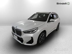 Mineral white metallizzato Usata 2024 BMW X1 Luxury Line SUV | 44.500 € (Ottimo prezzo)