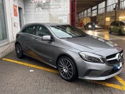 Grigio Usata 2017 Mercedes A200 Premium Tre volumi | 16.990 € (Buon prezzo)