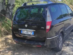 Usata 2010 Lancia Phedra Monovolume | 2000 € (Super prezzo)