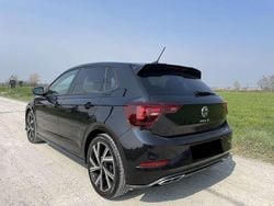 Usata 2022 VW Polo R-line Tre volumi | 14.900 € (Buon prezzo)