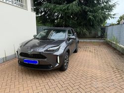 Usata 2023 Toyota Yaris Hybrid Tre volumi | 24.000 € (Molto cara)
