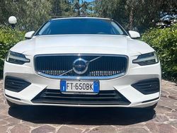 Bianco Usata 2018 Volvo V60 Dynamic Station wagon | 14.000 € (Cara)