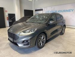 Grigio Usata 2022 Ford Kuga ST-Line SUV | 21.500 € (Buon prezzo)
