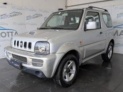 Argento Usata 2009 Suzuki Jimny SUV | 8900 € (Cara)