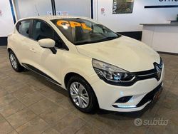 Beige Usata 2018 Renault Clio IV Tre volumi | 7499 € (Buon prezzo)