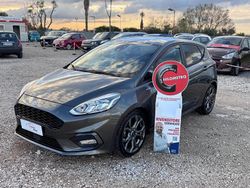 Grigio Usata 2017 Ford Fiesta ST-Line Tre volumi | 10.999 € (Cara)
