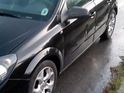 Nero Usata 2005 Opel Astra Due volumi | 1500 € (Buon prezzo)