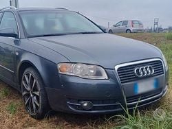 Grigio Usata 2006 Audi A4 Station wagon | 1300 € (Ottimo prezzo)