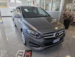 Grigio Usata 2015 Mercedes B220 Monovolume | 13.800 € (Buon prezzo)