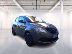 Grigio metallizzato Usata 2024 Lancia Ypsilon Silver Due volumi | 12.900 € (Buon prezzo)