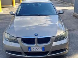 Grigio Usata 2008 BMW 320 Tre volumi | 5000 € (Ottimo prezzo)