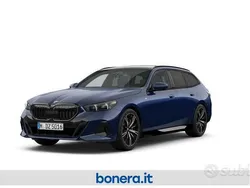 Blu Nuova 2025 BMW 520 M Sport Station wagon | 80.415 € (Buon prezzo)