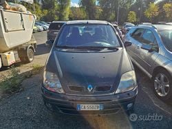 Grigio Usata 2002 Renault Scénic Monovolume | 990 €