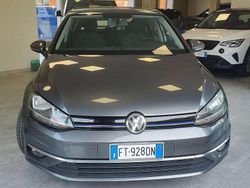 Grigio Usata 2018 VW Golf Executive Tre volumi | 10.500 € (Cara)
