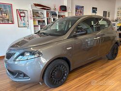 Grigio Usata 2022 Lancia Ypsilon Gold Due volumi | 11.500 € (Buon prezzo)