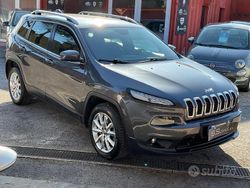 Grigio Usata 2015 Jeep Cherokee Longitude SUV | 12.999 € (Buon prezzo)