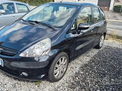 Nero Usata 2007 Honda Jazz Due volumi | 3200 € (Buon prezzo)
