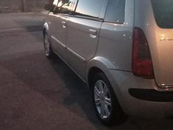 Giallo Usata 2005 Lancia Musa Monovolume | 2950 €